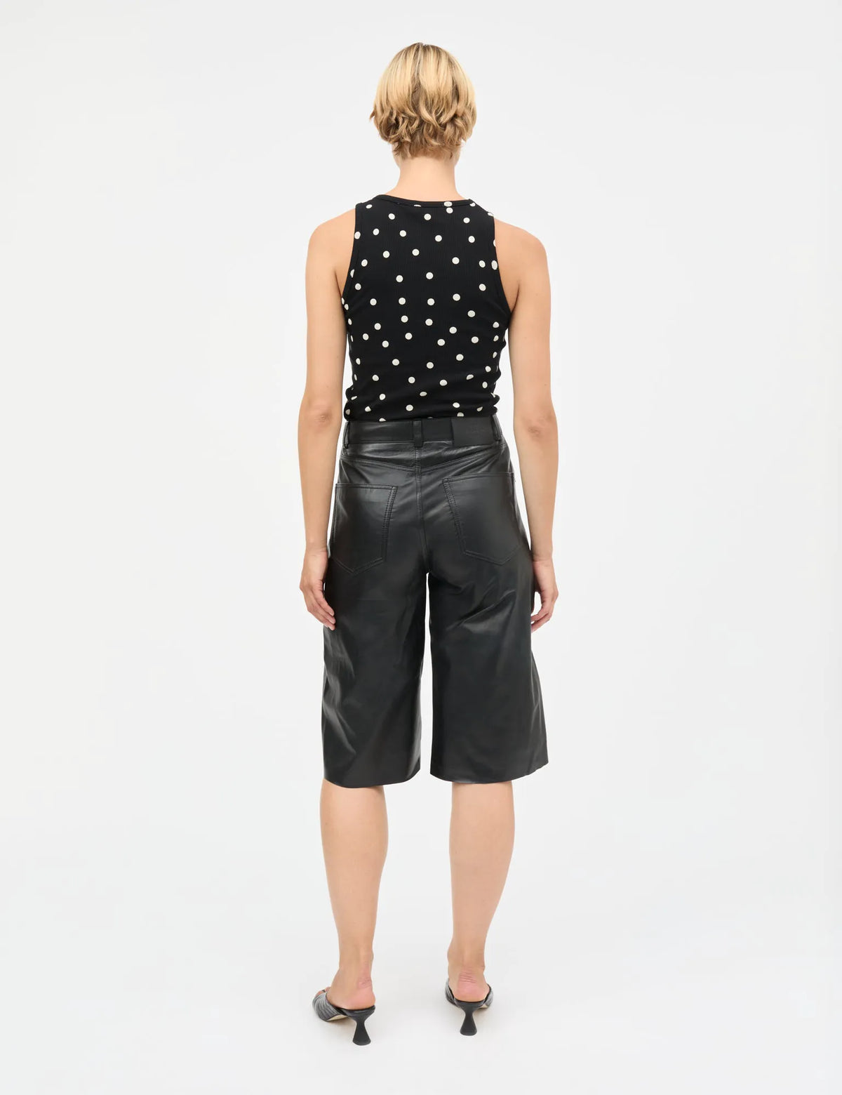 Dot AOP Black