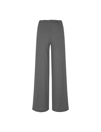 Black/Ecru